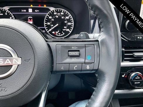 Used 2023 Nissan Pathfinder SL w/ SL Premium Package image 12