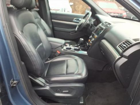 Used 2019 Ford Explorer XLT w/ Equipment Group 202A image 27
