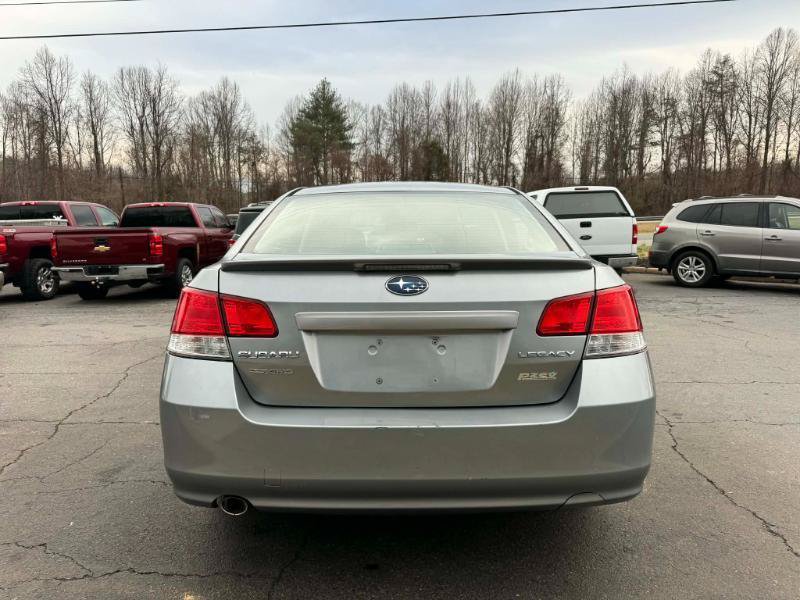 Used 2011 Subaru Legacy 2.5i Premium w/ Popular Equipment Group 2C AWD/4WD image 6