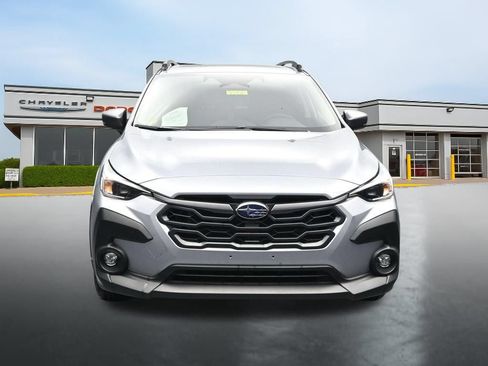 Used 2025 Subaru Crosstrek 2.5i Premium AWD/4WD image 8