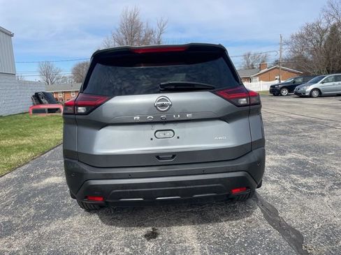 Used 2021 Nissan Rogue S image 12
