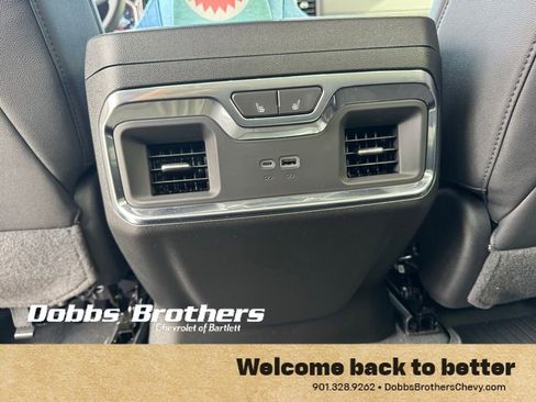 Used 2024 Chevrolet Silverado 1500 LTZ w/ LTZ Premium Texas Edition AWD/4WD image 36