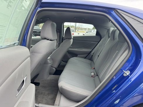 Used 2021 Hyundai Elantra SEL image 10