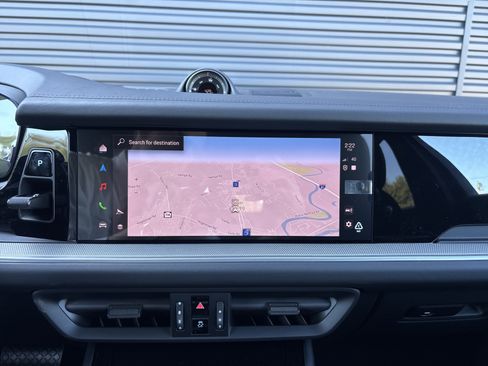 New 2026 Porsche Cayenne image 20