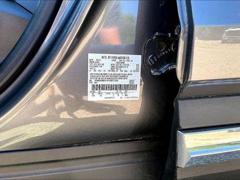 Certified 2023 Ford Explorer XLT w/ Equipment Group 202A AWD/4WD image 34