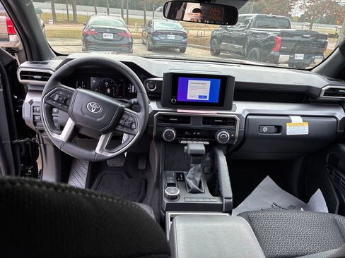 New 2025 Toyota 4Runner SR5 image 17