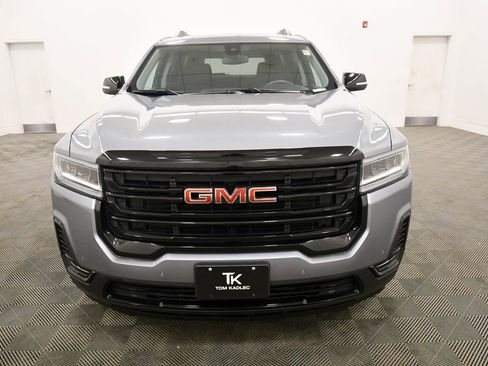 Used 2023 GMC Acadia SLE w/ Driver Convenience Package image 11