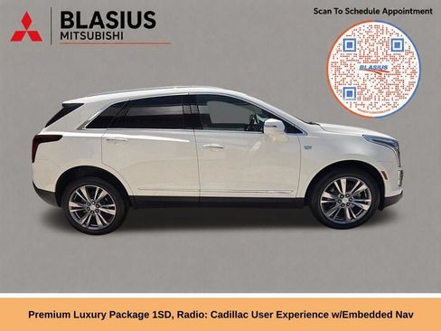 Used 2025 Cadillac XT5 Premium Luxury AWD/4WD image 4