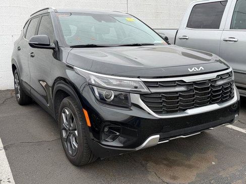 Used 2024 Kia Seltos S image 2