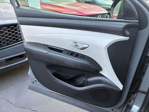 Used 2025 Hyundai Tucson SEL image 18