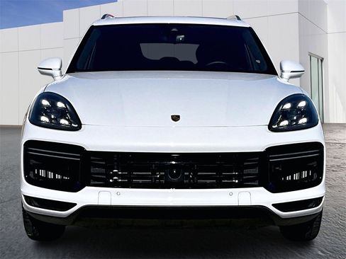Certified 2023 Porsche Cayenne Turbo S image 10