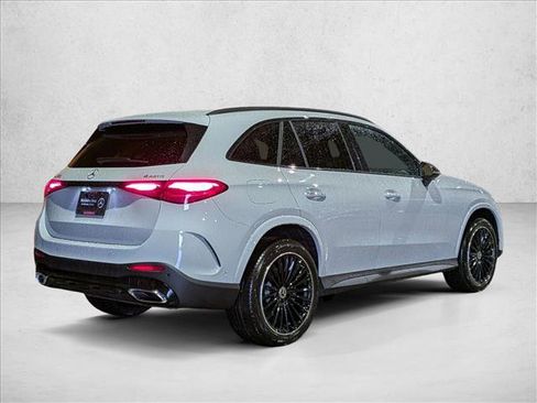 New 2026 Mercedes-Benz GLC 300 4MATIC image 2