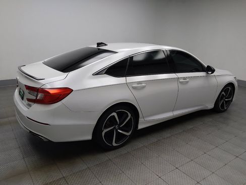 Used 2021 Honda Accord Sport image 10