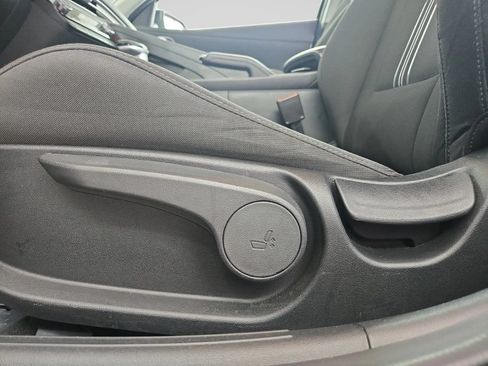 Used 2023 Hyundai Elantra SEL FWD image 17