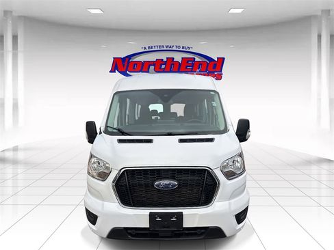 Used 2022 Ford Transit 350 XLT image 2