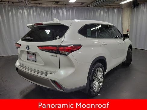 Used 2023 Toyota Highlander Platinum AWD/4WD image 8