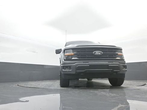 New 2026 Ford F150 XLT w/ Equipment Group 302A MID image 32