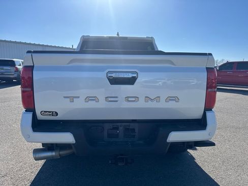 Used 2024 Toyota Tacoma Limited image 5