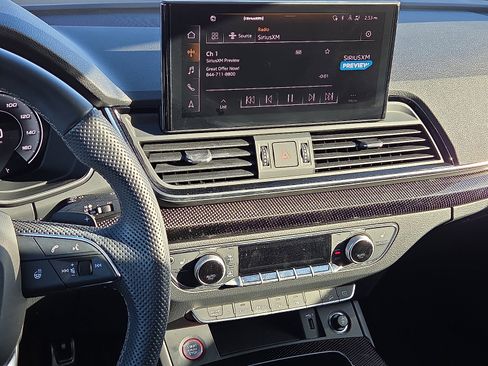 Used 2023 Audi SQ5 Prestige w/ Prestige Package image 17