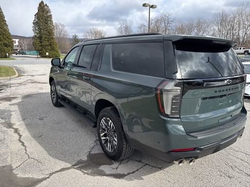New 2026 Chevrolet Suburban Z71 w/ Z71 Off-Road Package AWD/4WD image 23