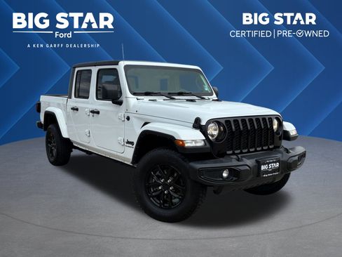Used 2022 Jeep Gladiator Sport image 1