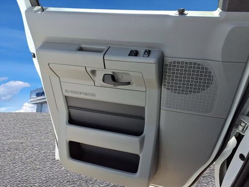 New 2024 Ford E-450 and Econoline 450 Super Duty w/ Power Windows & Locks Group image 13