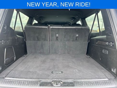 Used 2023 Jeep Wagoneer L Series II image 13