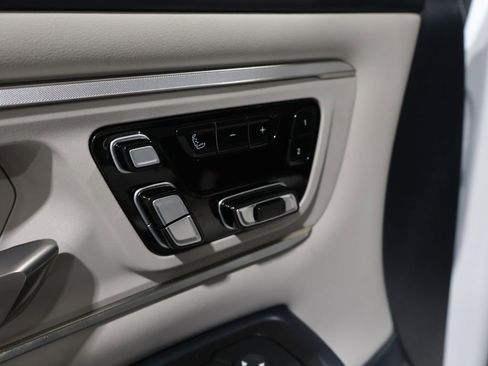 Used 2025 RAM 1500 Tungsten image 18