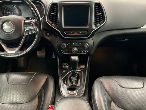 Used 2021 Jeep Cherokee Latitude Lux w/ Comfort/Convenience Group image 14