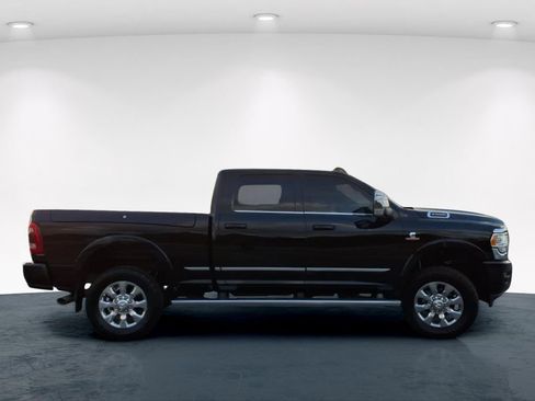 Used 2024 RAM 2500 Limited AWD/4WD image 7