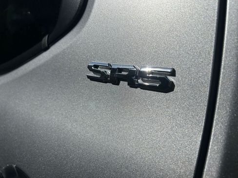 Used 2025 Toyota Tacoma SR5 AWD/4WD image 34