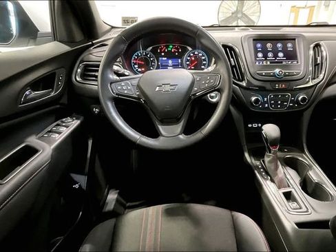 Used 2022 Chevrolet Equinox RS image 8