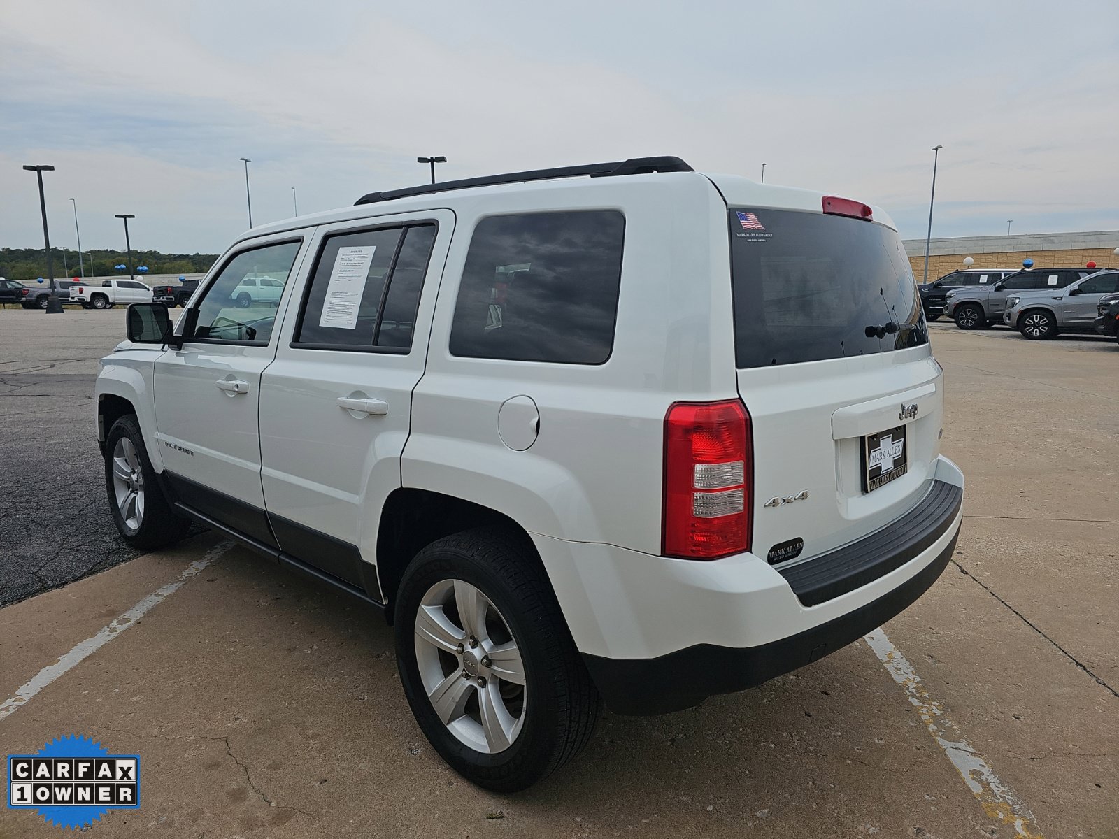 Used 2016 Jeep Patriot Latitude AWD/4WD image 8