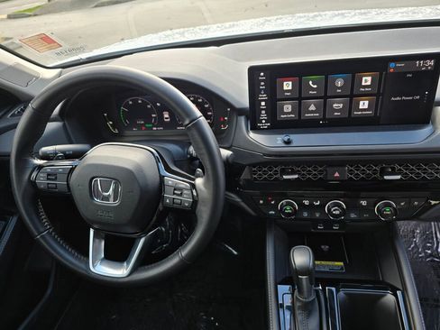Certified 2023 Honda Accord Touring image 12