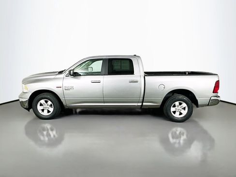 Used 2020 RAM 1500 Classic SLT RWD image 4