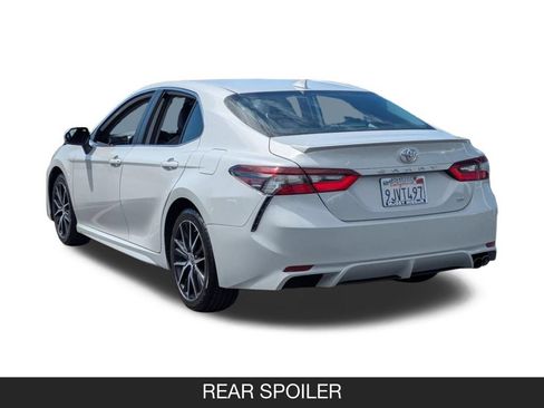 Used 2024 Toyota Camry SE w/ Convenience Package FWD image 7