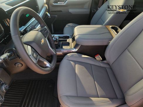 New 2026 Chevrolet Silverado 1500 LTZ w/ Z71 Off-Road Package image 13