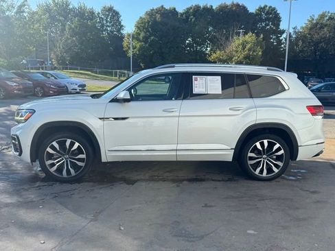 Used 2023 Volkswagen Atlas SEL Premium image 4