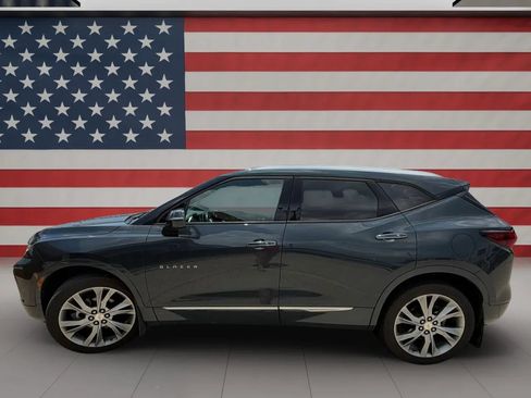 Used 2019 Chevrolet Blazer Premier w/ Sun and Wheels Package AWD/4WD image 4