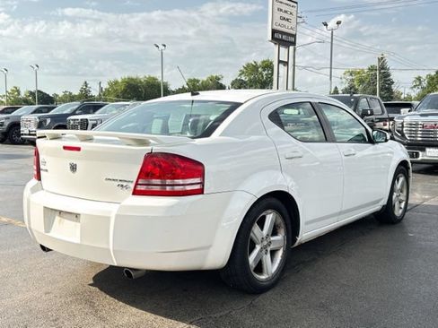 Used 2009 Dodge Avenger R/T FWD image 12