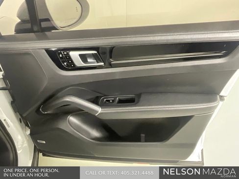 Used 2019 Porsche Cayenne AWD/4WD image 20