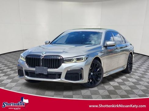 Used 2022 BMW 750i xDrive w/ M Sport Package AWD/4WD image 1