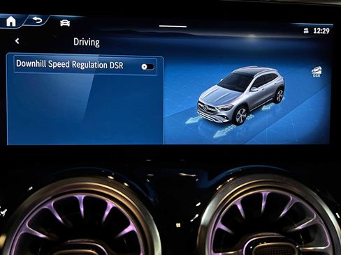 Certified 2025 Mercedes-Benz GLA 250 4MATIC image 37