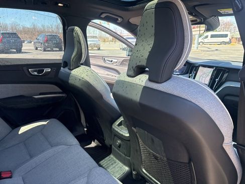 Used 2024 Volvo XC60 T8 Ultimate w/ Protection Package Premier image 37