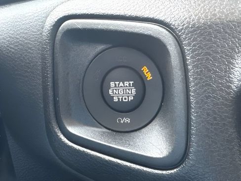Used 2025 Jeep Wrangler Unlimited Sport AWD/4WD image 22