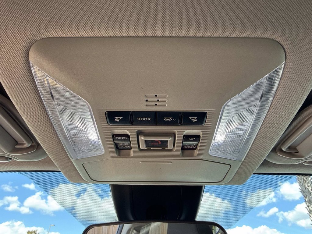 Used 2021 Toyota RAV4 XLE w/ Convenience Package FWD image 44