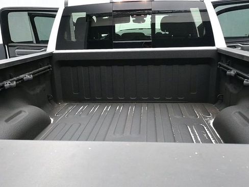 Used 2021 RAM 1500 Big Horn image 13