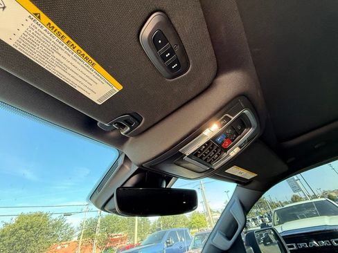 Used 2021 RAM 1500 Laramie AWD/4WD image 25