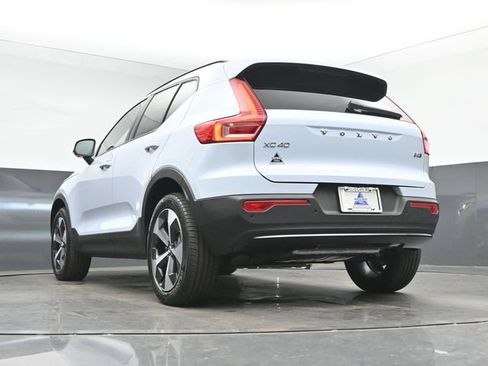 New 2026 Volvo XC40 B5 Plus w/ Protection Package Premier AWD/4WD image 42