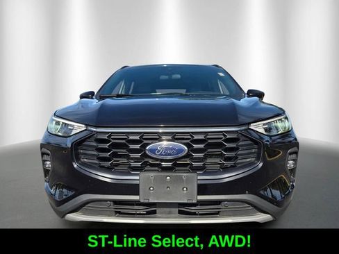 Used 2025 Ford Escape ST-Line Select AWD/4WD image 2